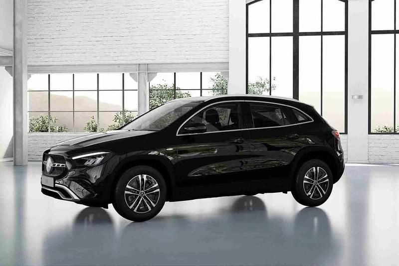 Preto Novo 2025 Mercedes GLA180 SUV | € 56.025 (Caro) - Imagem 1/4