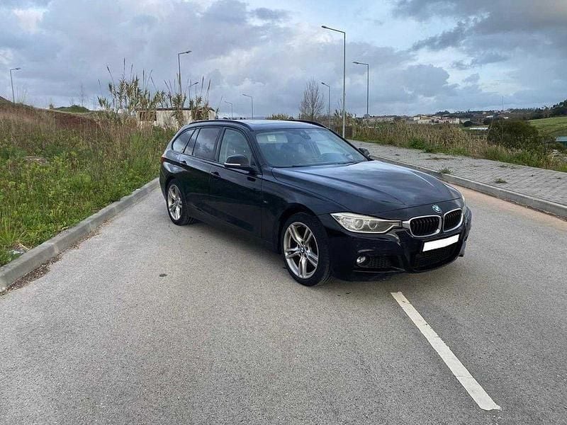 Usado 2013 BMW 320 Sport Line Sedan | € 13.250 (Preço elevado) - Imagem 1/4