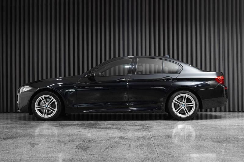 Usado BMW 535 Comfort Edition 313 HP (230 kW) 2016 Preto Sedan