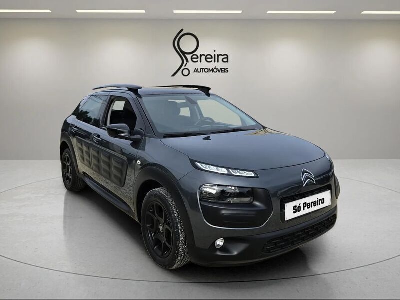 Cinza Usado 2014 Citroën C4 Shine | € 12.300 (Preço elevado) - Imagem 1/4