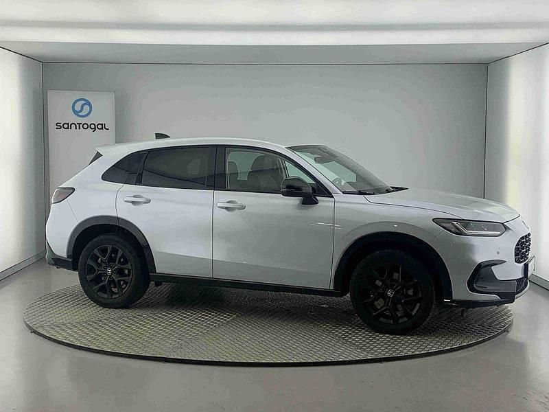 Branco Usado 2024 Honda ZR-V Sport SUV | € 39.990 - Imagem 1/4