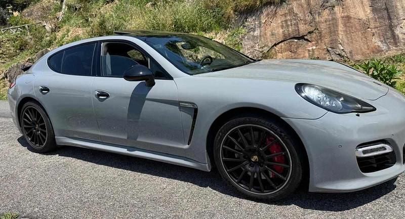 Azul Usado 2013 Porsche Panamera Citadino | € 42.500 - Imagem 1/4