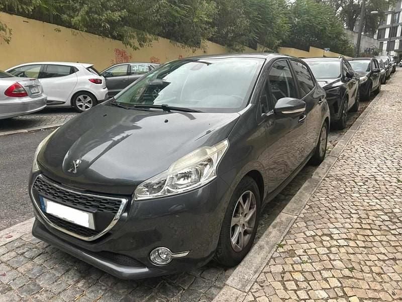 Usado Peugeot 208 82 HP (60 kW) 2015 Cinzento Citadino