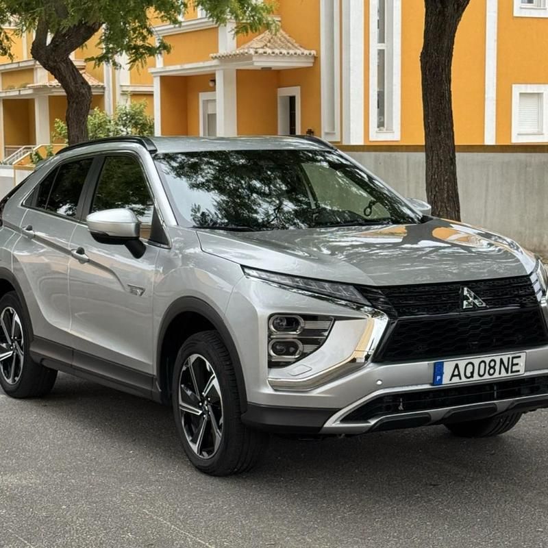 Cinzento Usado 2022 Mitsubishi Eclipse Citadino | € 23.000 (Preço justo) - Imagem 1/4