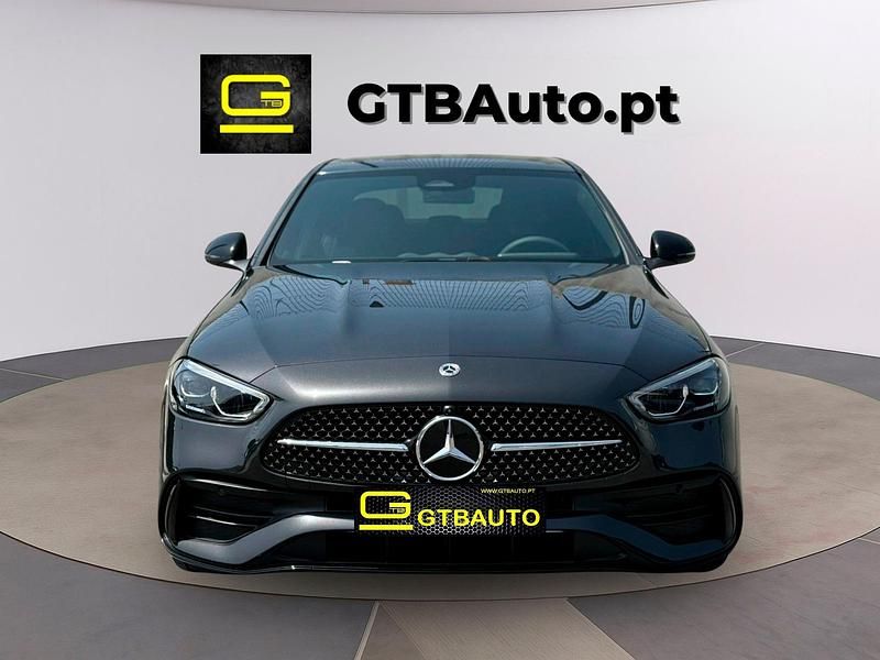 Usado Mercedes C300 AMG line 326 HP (239 kW) 2025 Cinza Sedan