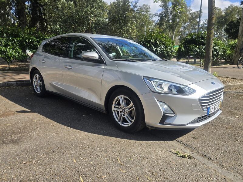 Cinza Usado 2019 Ford Focus Business Edition | € 16.900 (Preço justo) - Imagem 1/4