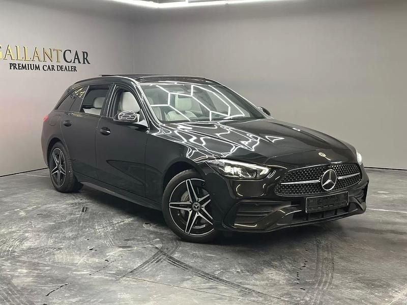 Usado Mercedes C300e AMG line 313 HP (230 kW) 2024 Preto Carrinha
