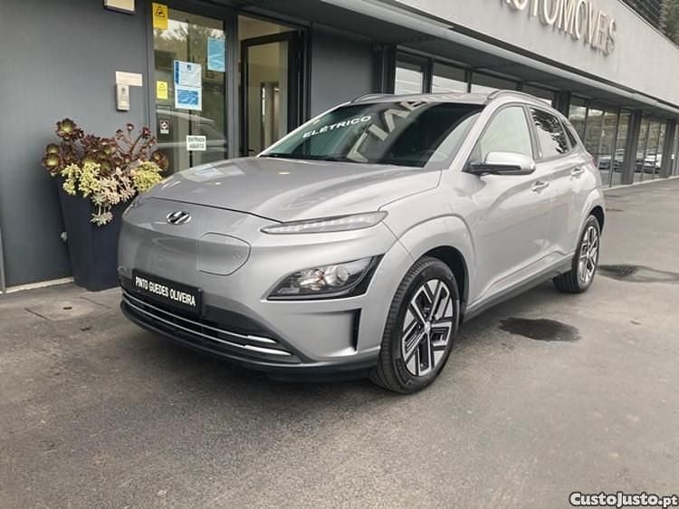 Branco Usado 2022 Hyundai Kauai SUV | € 18.890 (Preço justo) - Imagem 1/1