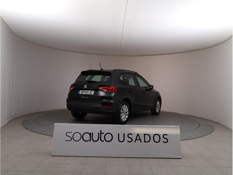 Usado Seat Arona Style 115 HP (84 kW) 2024 Preto metalizado SUV