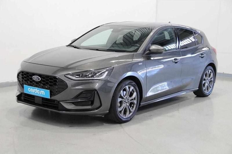 Cinzento Usado 2022 Ford Focus Citadino | € 19.490 (Preço justo) - Imagem 1/4