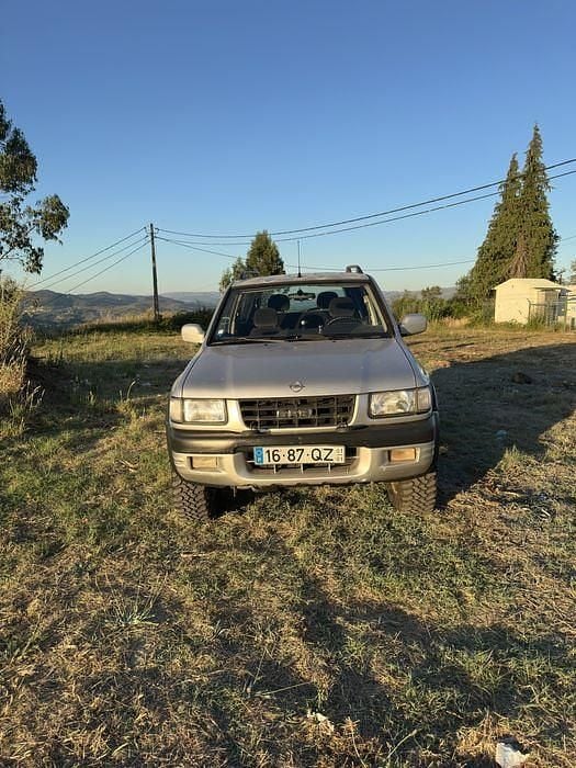 Usado 2001 Opel Frontera Sport SUV | € 7.500 (Preço justo) - Imagem 1/4