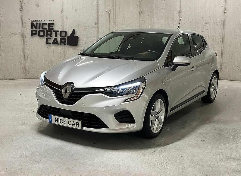 Usado Renault Clio V 143 HP (105 kW) 2022 Cinzento