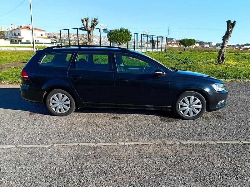 Usado VW Passat 140 HP (102 kW) 2011 Preto Carrinha