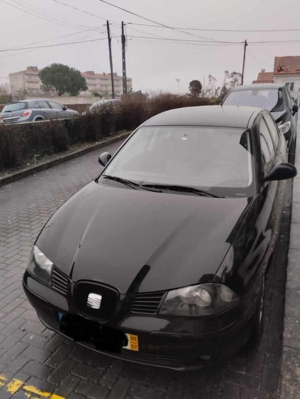 Usado Seat Ibiza 75 HP (55 kW) 2005 Preto Citadino