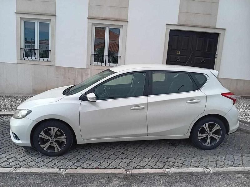 Branco Usado 2015 Nissan Pulsar Citadino | € 8.900 (Preço justo) - Imagem 1/4