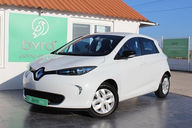 Branco Usado 2015 Renault Zoe Life Citadino | € 9.900 (Caro) - Imagem 1/4