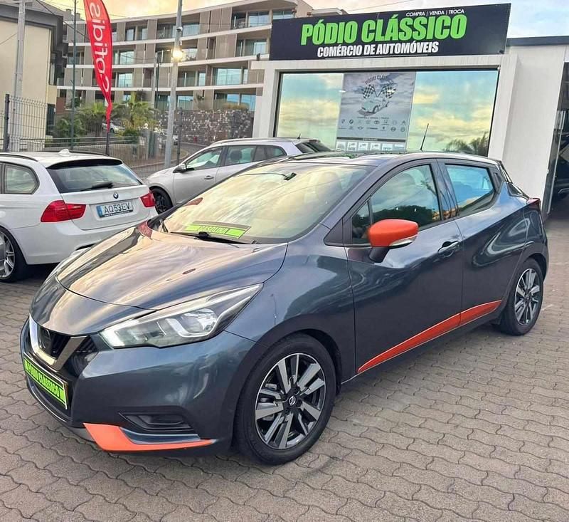 Usado Nissan Micra 90 HP (66 kW) 2018 Cinzento Citadino