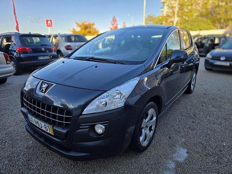 Usado Peugeot 3008 Active 112 HP (82 kW) 2012 Cinzento SUV