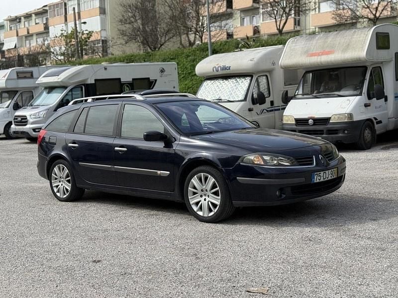 Usado Renault Laguna III 150 HP (110 kW) 2007 Azul Carrinha