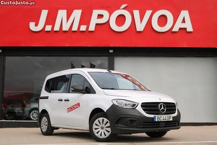 Branco Usado 2023 Mercedes Citan 110 Carrinha | € 24.490 - Imagem 1/1