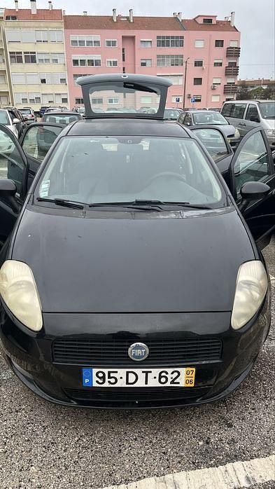 Usado Fiat Punto 48 HP (35 kW) 2007 Sedan