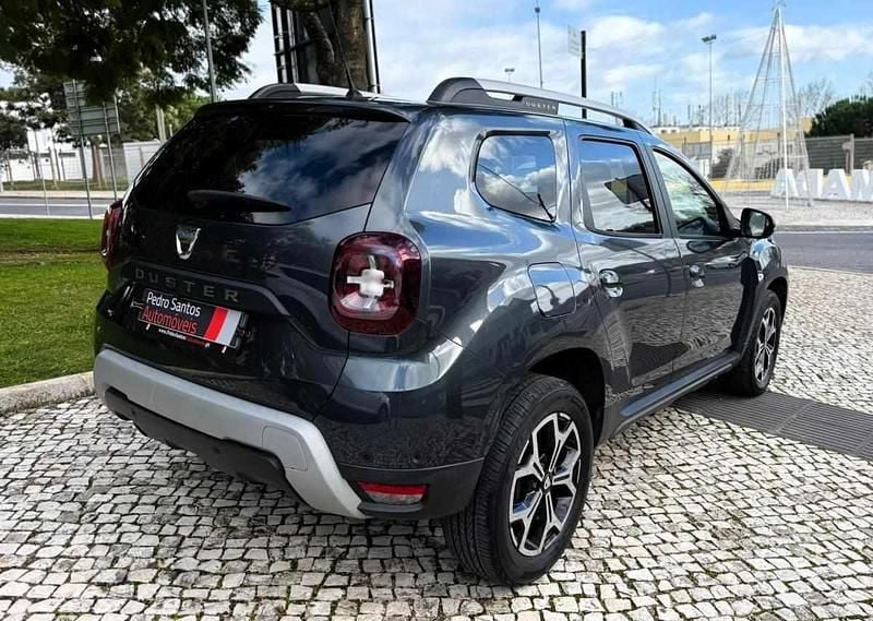 Usado Dacia Duster Prestige 110 HP (80 kW) 2018 Cinza SUV