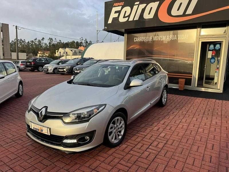 Usado Renault Mégane III 110 HP (80 kW) 2014 Cinzento Carrinha