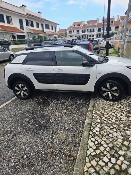 Usado Citroën C4 Cactus 100 HP (73 kW) 2017 Citadino