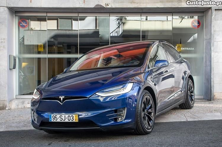 Azul Usado 2017 Tesla Model X SUV | € 35.900 (Bom preço) - Imagem 1/1