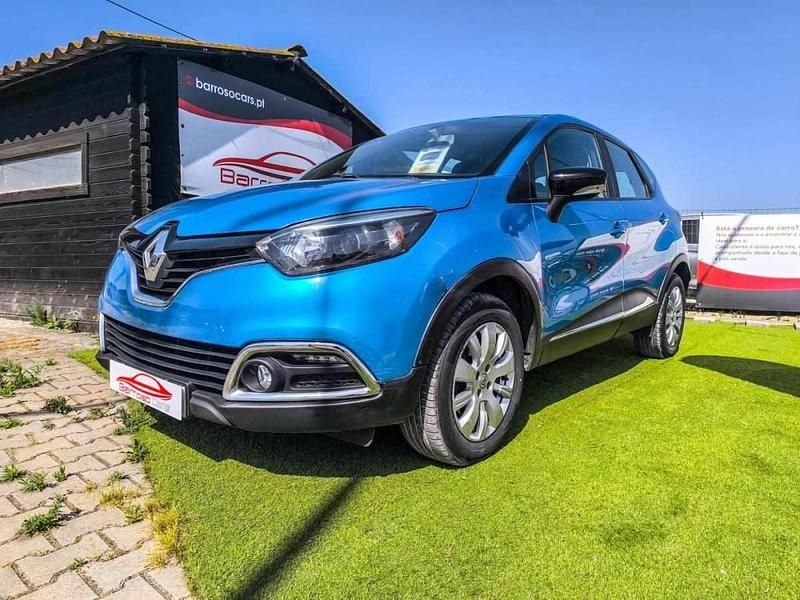 Usado Renault Captur 90 HP (66 kW) 2017 Azul SUV