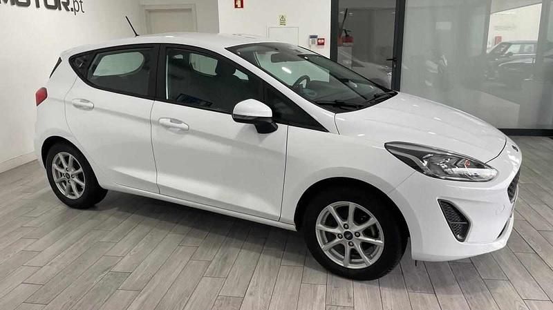 Usado Ford Fiesta Trend 70 HP (51 kW) 2018 Branco Citadino