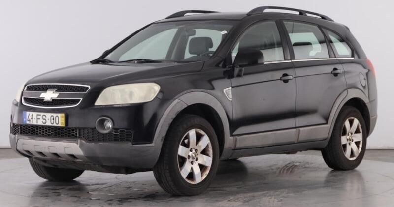 Preto Usado 2008 Chevrolet Captiva SUV | € 6.300 (Bom preço) - Imagem 1/4