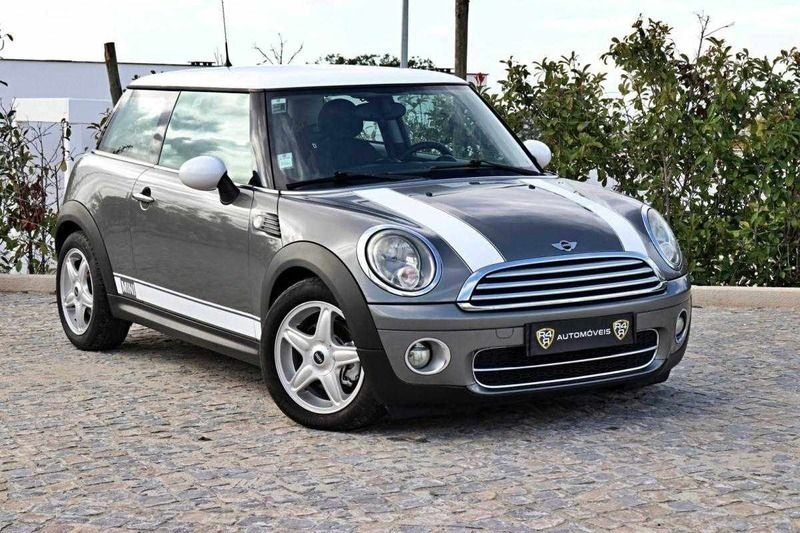 Cinzento Usado 2009 Mini Cooper D Citadino | € 9.900 (Preço justo) - Imagem 1/4