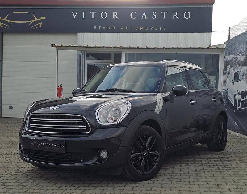 Usado Mini Countryman 112 HP (82 kW) 2016 Preto SUV