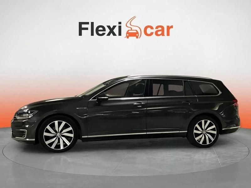 Usado VW Passat 218 HP (160 kW) 2018 Cinzento