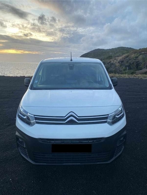 Branco Usado 2018 Citroën Berlingo Monovolume | € 16.000 (Preço elevado) - Imagem 1/4