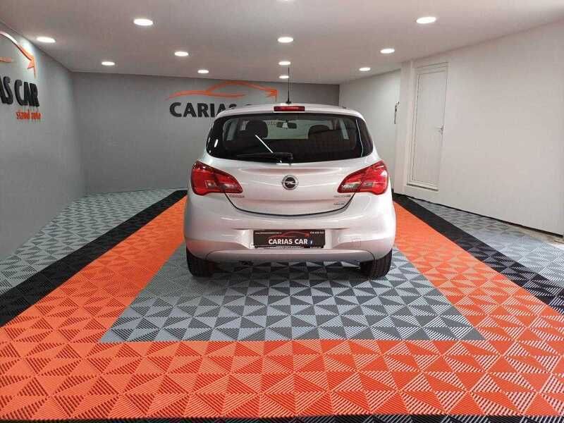Usado Opel Corsa Cosmo 95 HP (69 kW) 2017 Cinzento Carrinha
