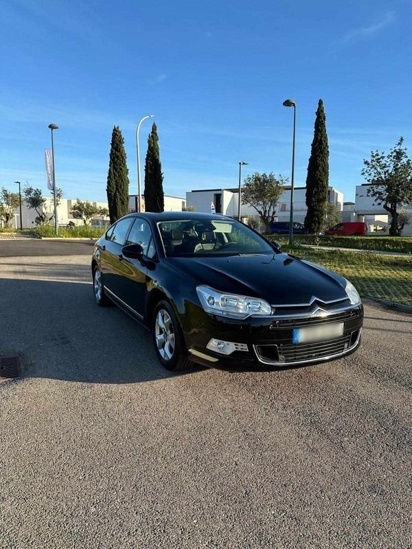 Preto Usado 2010 Citroën C5 Sedan | € 4.999 (Super Preço) - Imagem 1/4