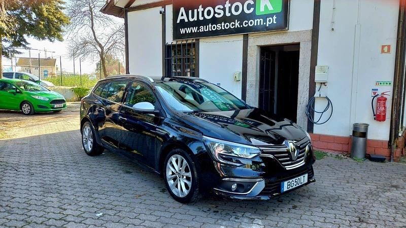 Usado Renault Mégane GrandTour Intens 115 HP (84 kW) 2019 Preto Carrinha