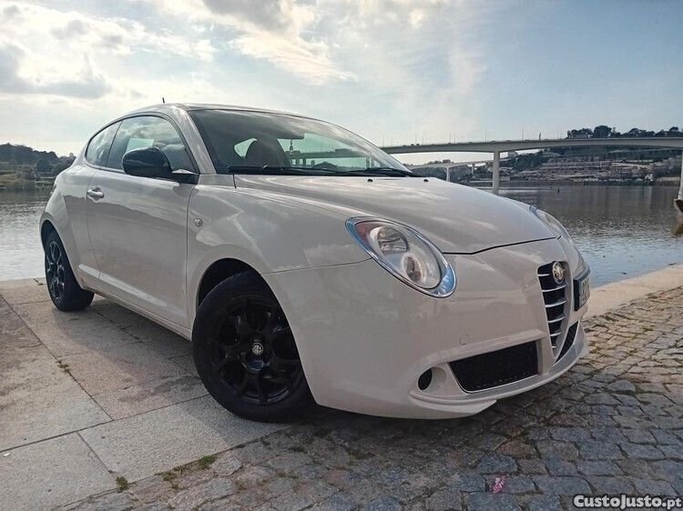 Branco Usado 2012 Alfa Romeo MiTo Citadino | € 5.950 (Super Preço) - Imagem 1/1