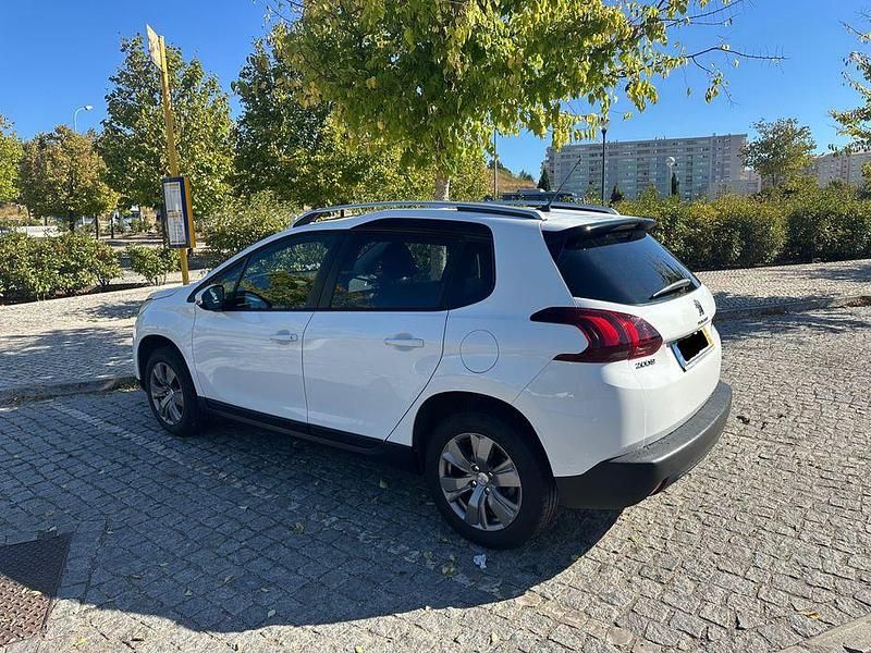 Usado Peugeot 2008 82 HP (60 kW) 2016 Branco SUV