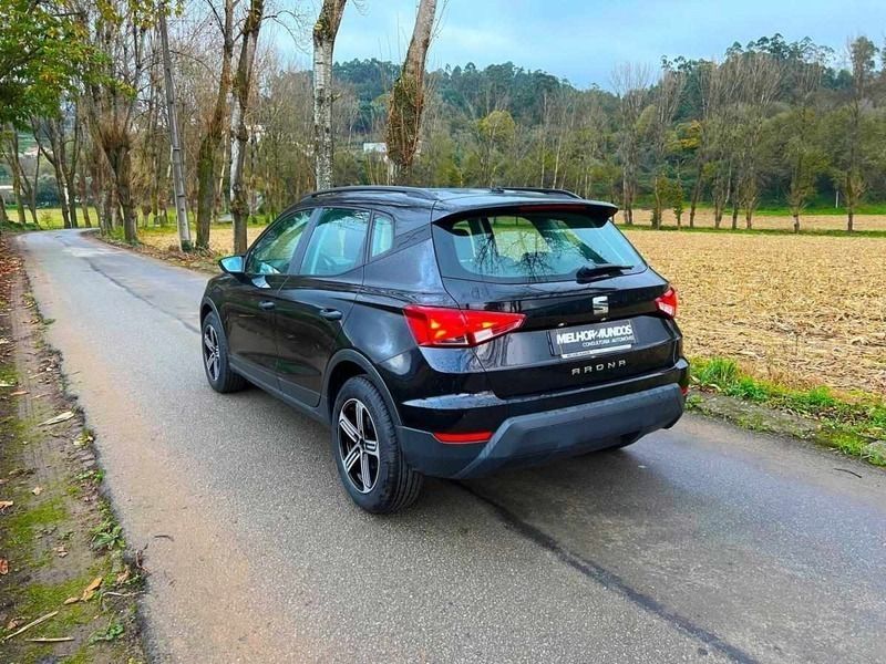 Usado Seat Arona Reference 95 HP (69 kW) 2022 Preto SUV