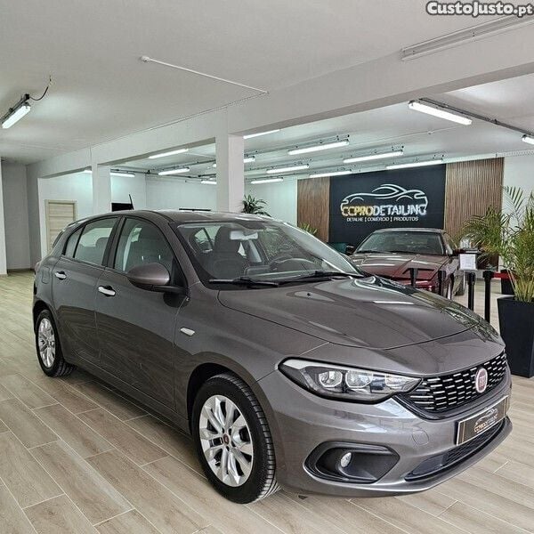 Cinza Usado 2020 Fiat Tipo | € 9.950 (Bom preço) - Imagem 1/1