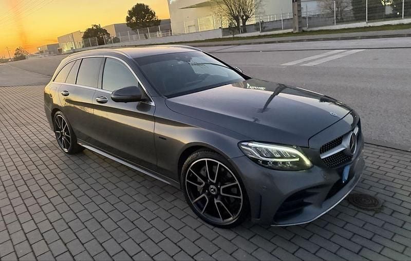 Usado Mercedes C300e AMG 306 HP (225 kW) 2020 Sedan