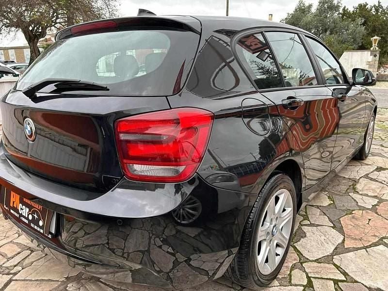 Usado BMW 116 116 HP (85 kW) 2012 Preto Citadino