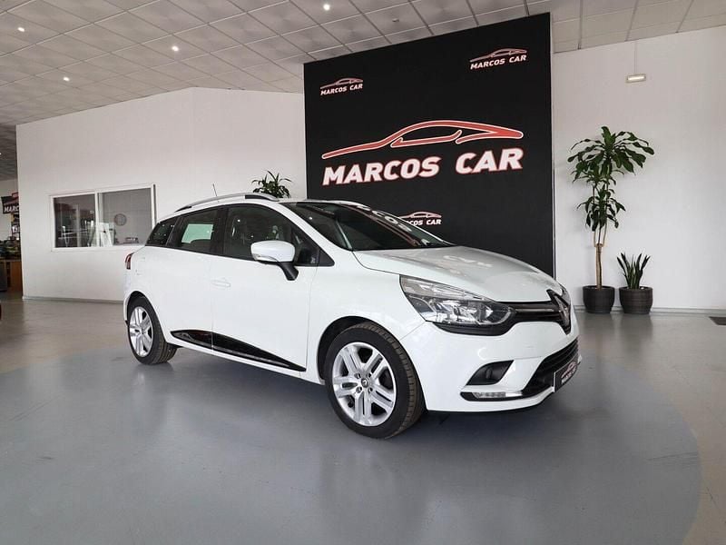 Branco Usado 2019 Renault Clio GrandTour Carrinha | € 14.700 (Preço elevado) - Imagem 1/4