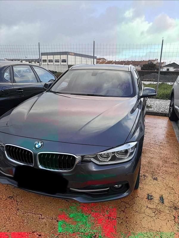 Usado BMW 318 Gran Turismo 150 HP (110 kW) 2017 Cinzento