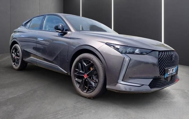 Cinzento Usado 2023 DS Automobiles DS4 Performance | € 24.599 (Preço justo) - Imagem 1/4