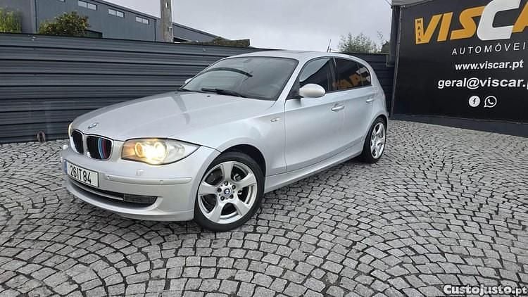 Cinza Usado 2008 BMW 118 Sport Line Citadino | € 10.750 (Preço justo) - Imagem 1/1
