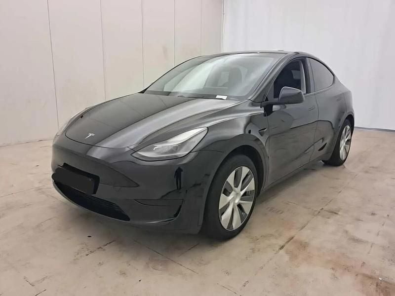 Usado Tesla Model Y Standard Range 219 kW (299 HP) 2024 Preto SUV
